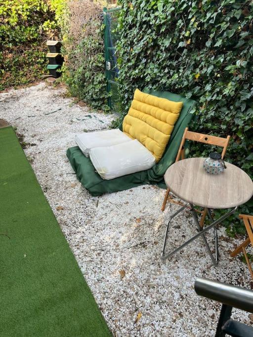 Apartamento Abierto Con Patio Matadepera Zewnętrze zdjęcie
